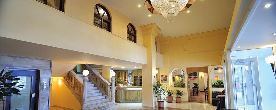 Samos City Hotel Zewnętrze zdjęcie